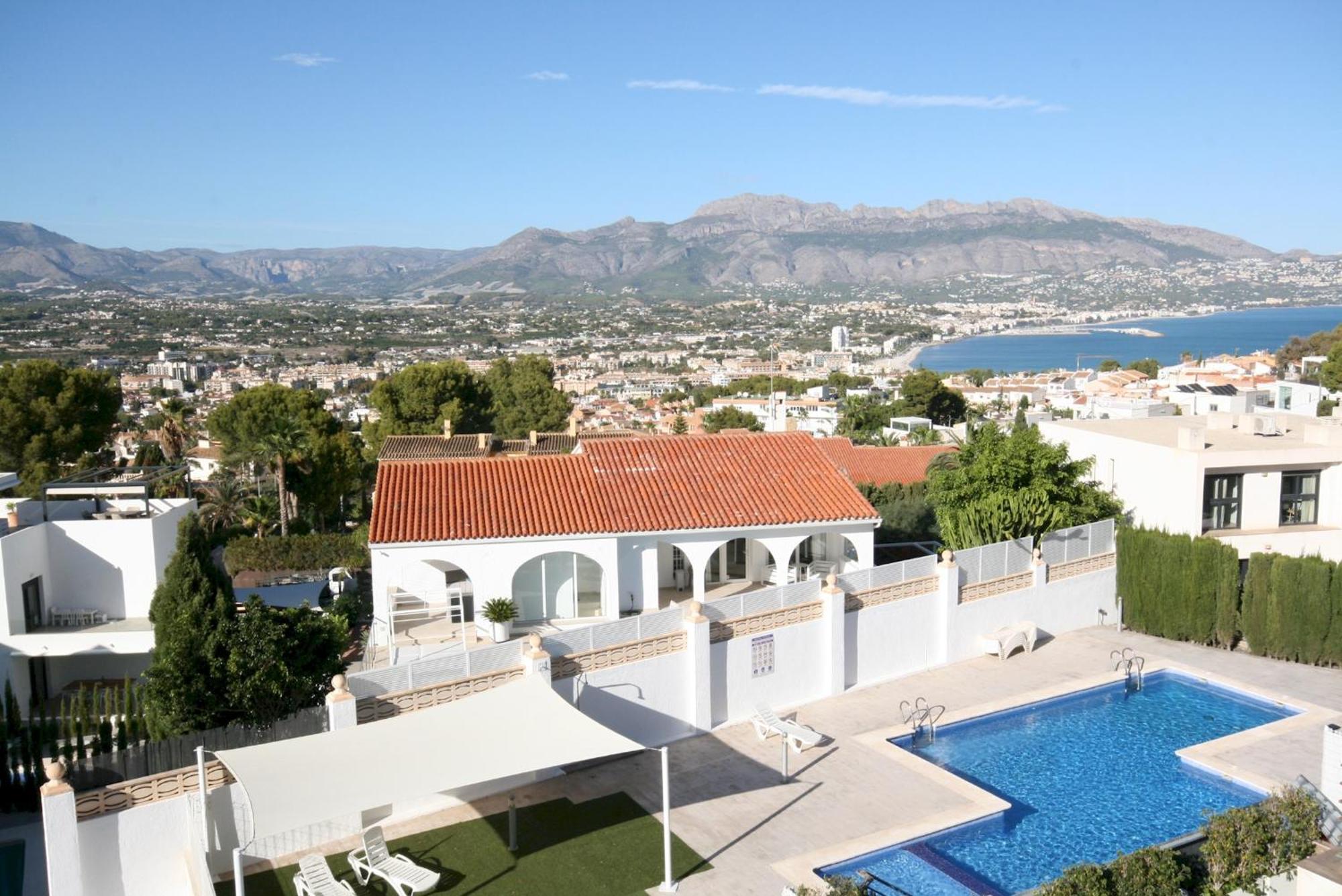 Magnificent View And Pool Villa El Albir Luaran gambar